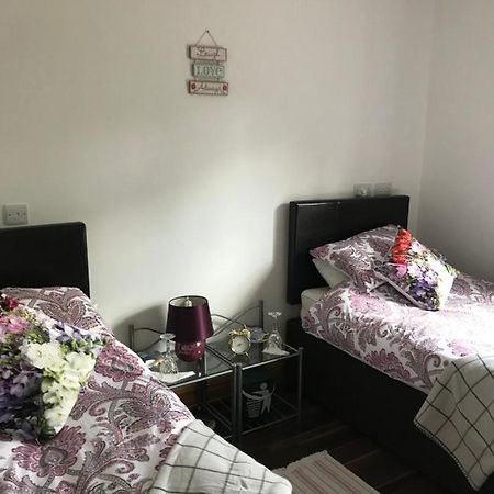 Pat'S Place Apartment Ballaghaderreen ภายนอก รูปภาพ
