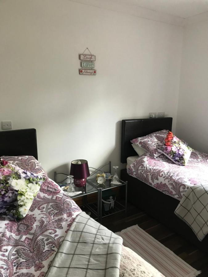 Pat'S Place Apartment Ballaghaderreen ภายนอก รูปภาพ