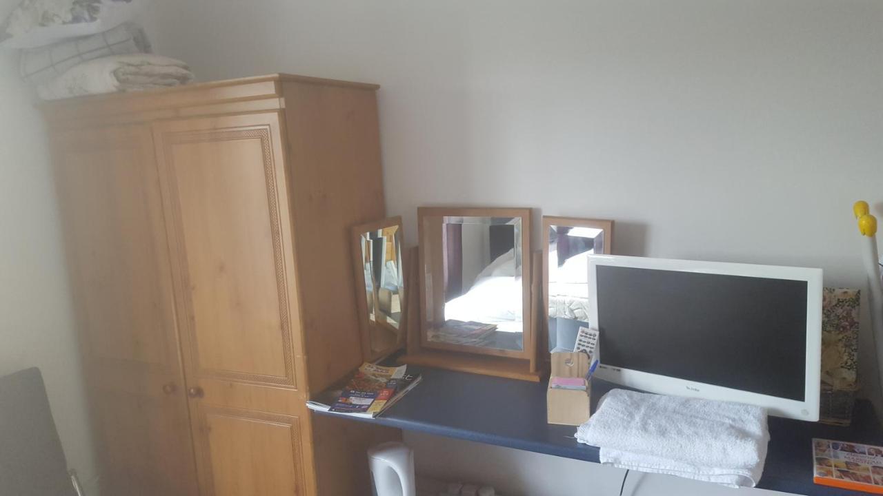 Pat'S Place Apartment Ballaghaderreen ภายนอก รูปภาพ