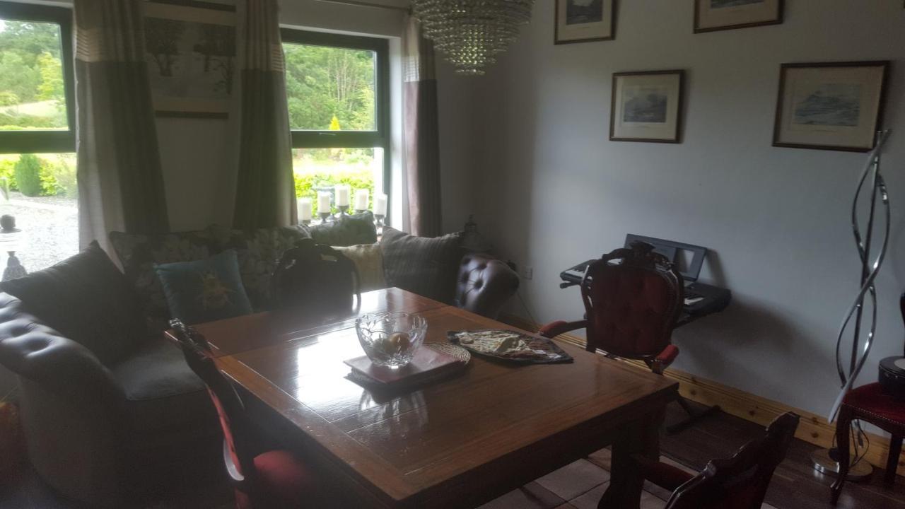 Pat'S Place Apartment Ballaghaderreen ภายนอก รูปภาพ